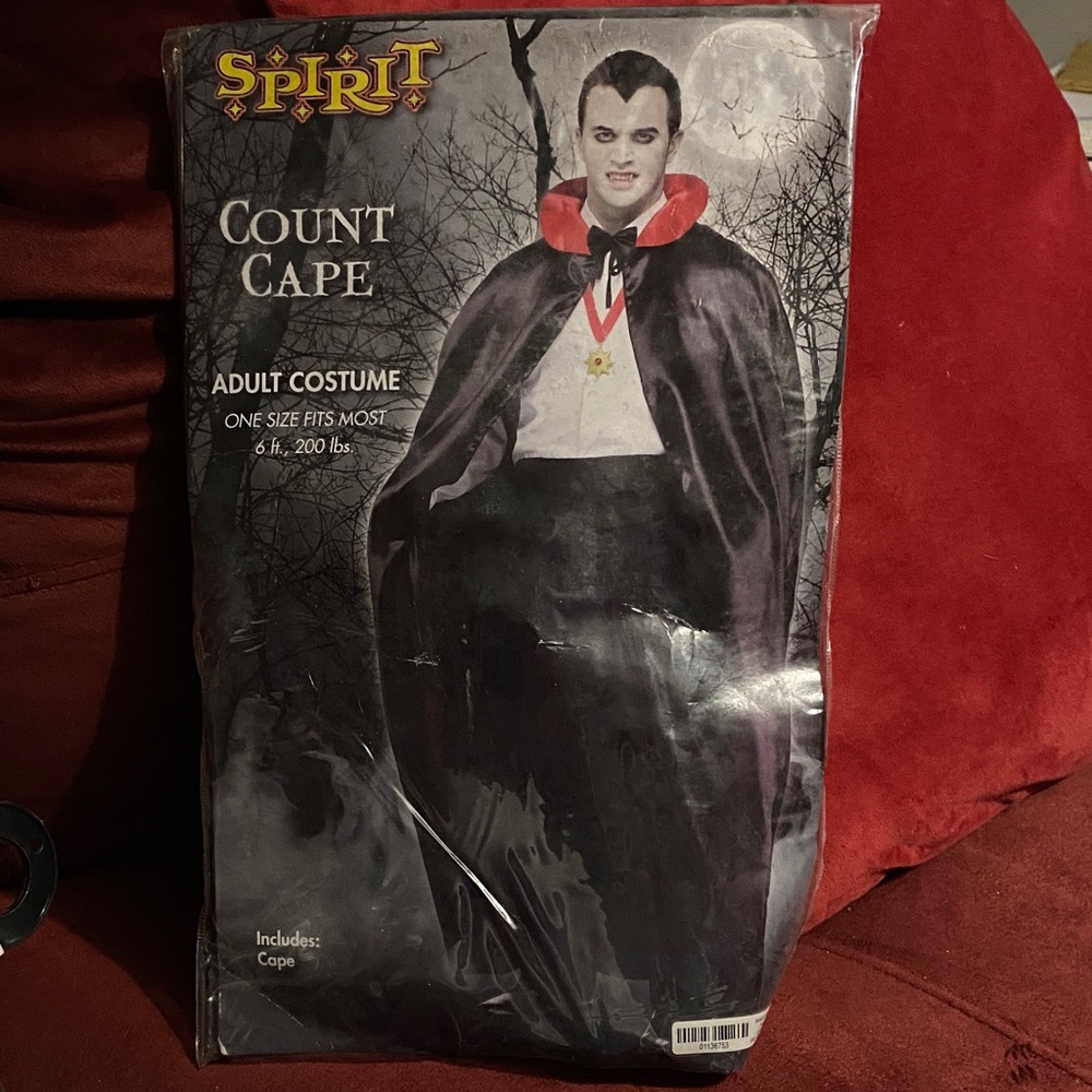Spirit Count Cape Costume - Black and Red